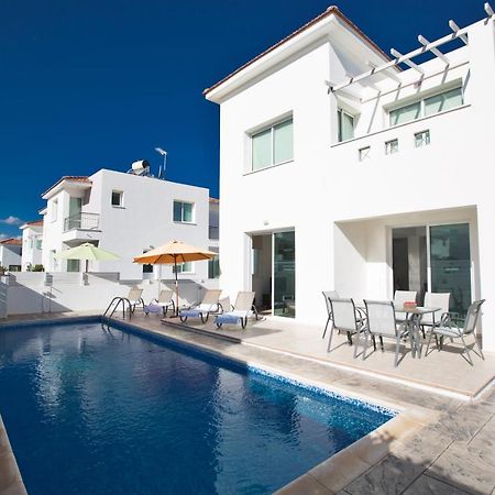 Avra Villas Παραλίμνι Εξωτερικό φωτογραφία