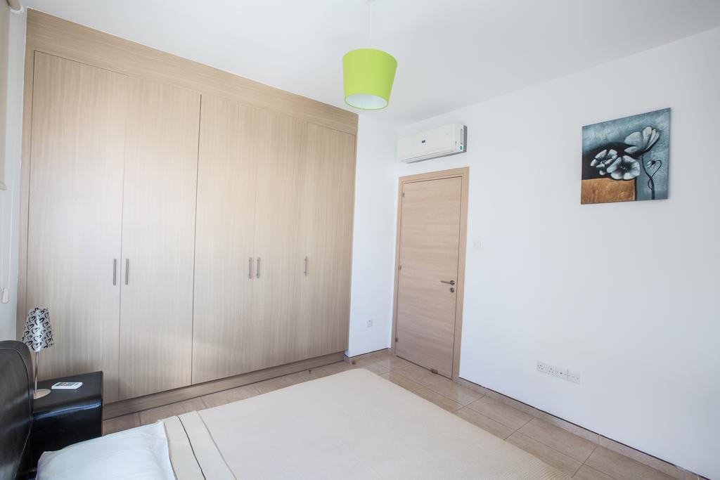 Avra Villas Παραλίμνι Δωμάτιο φωτογραφία