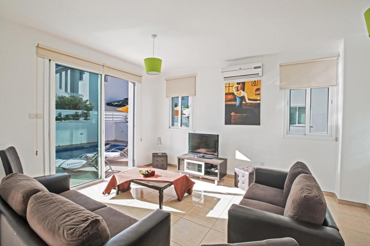 Avra Villas Παραλίμνι Εξωτερικό φωτογραφία