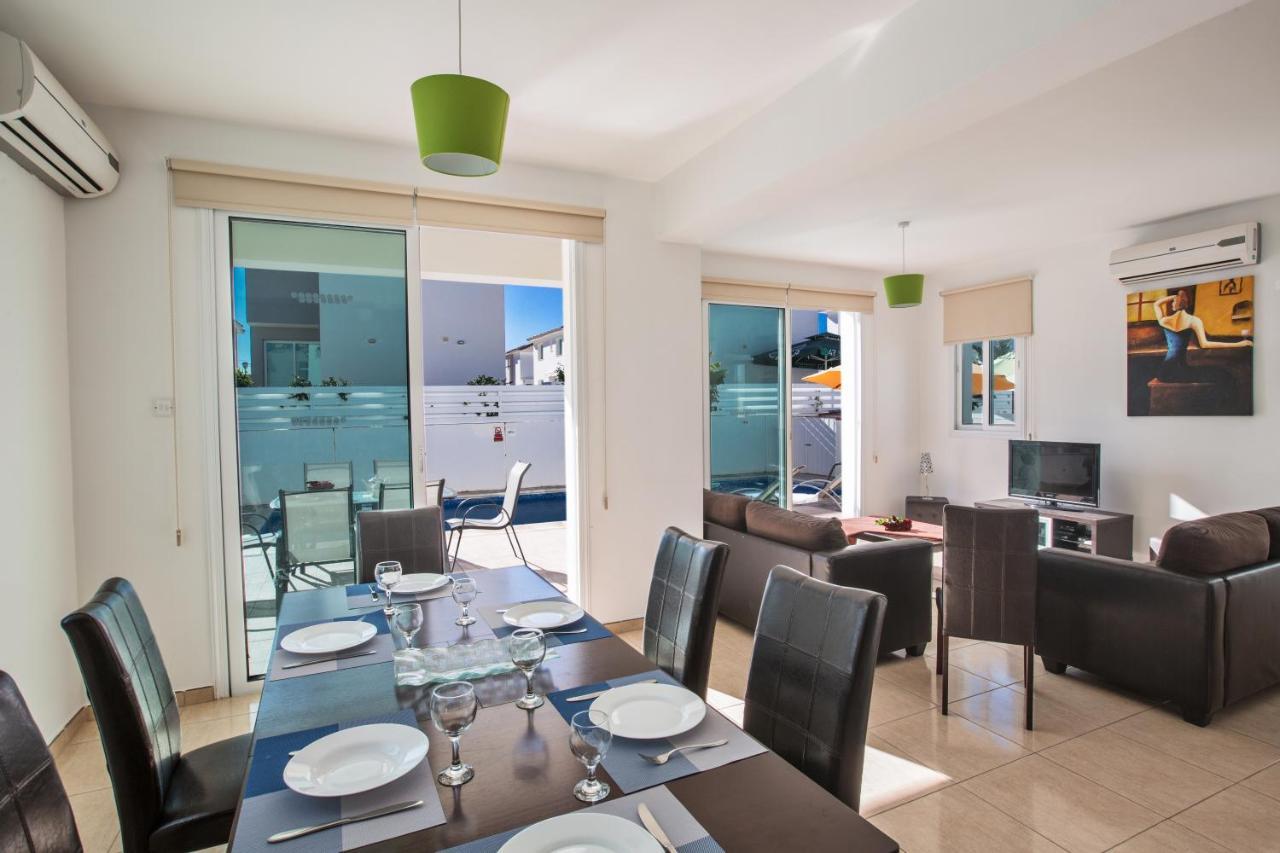 Avra Villas Παραλίμνι Εξωτερικό φωτογραφία